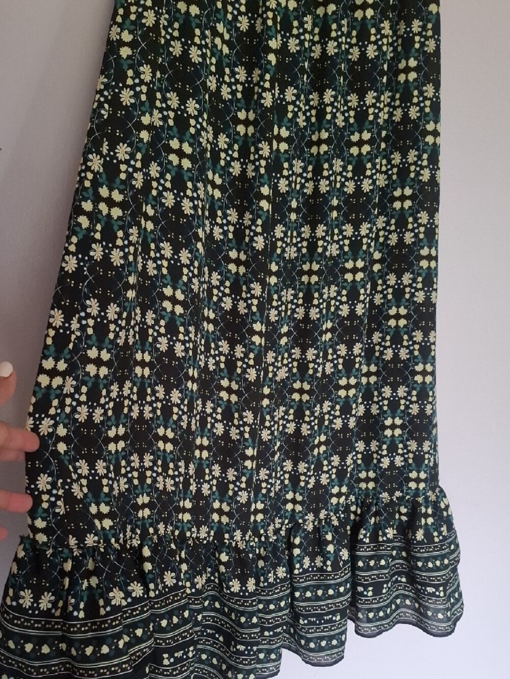 Max Studio Black Maxi Skirt with Cream Floral Print and Ruffle Hem - Picture 3 of 4